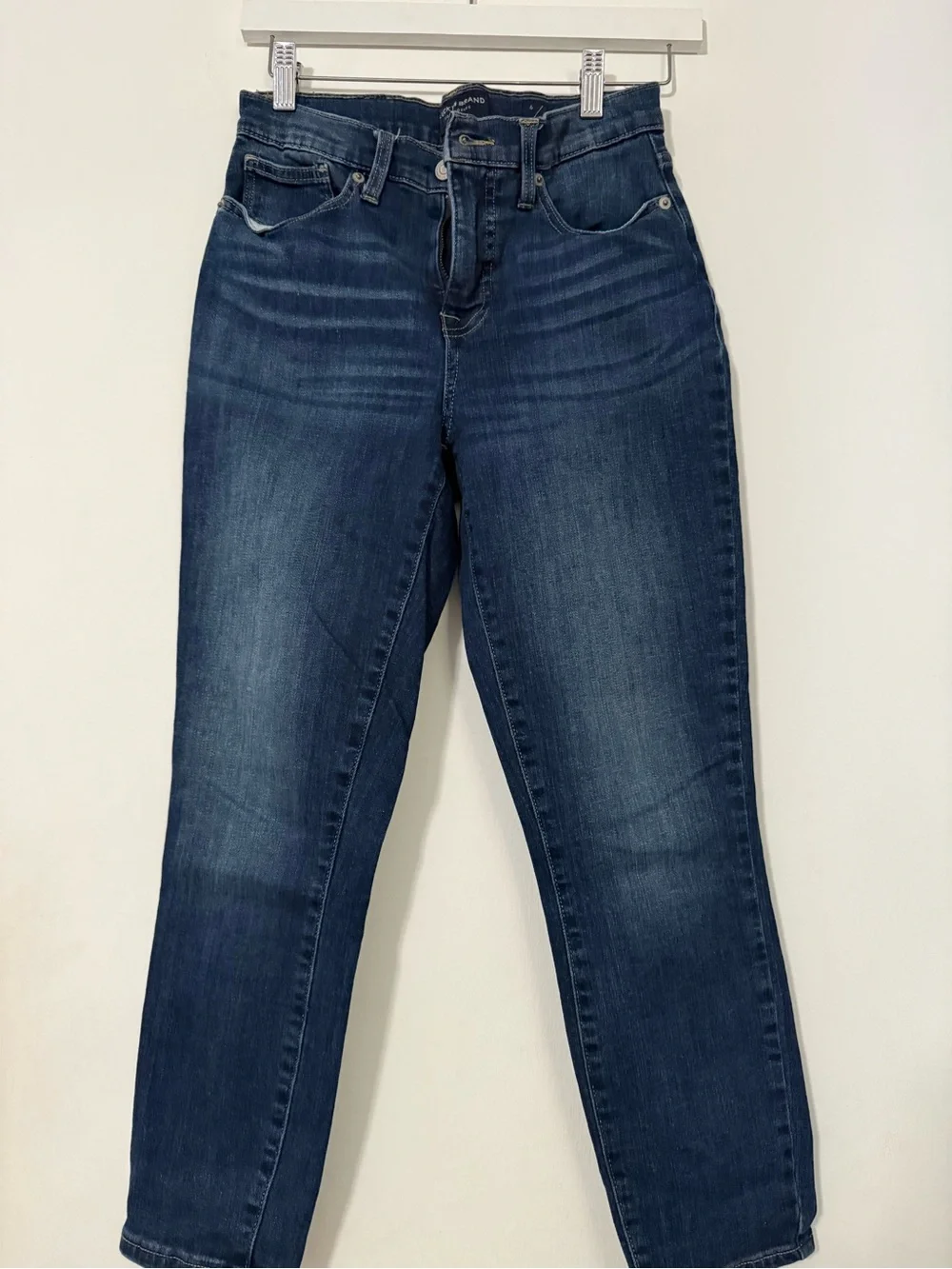 Lucky Brand women’s Medium Blue Slim Straight Jeans size 6/28
